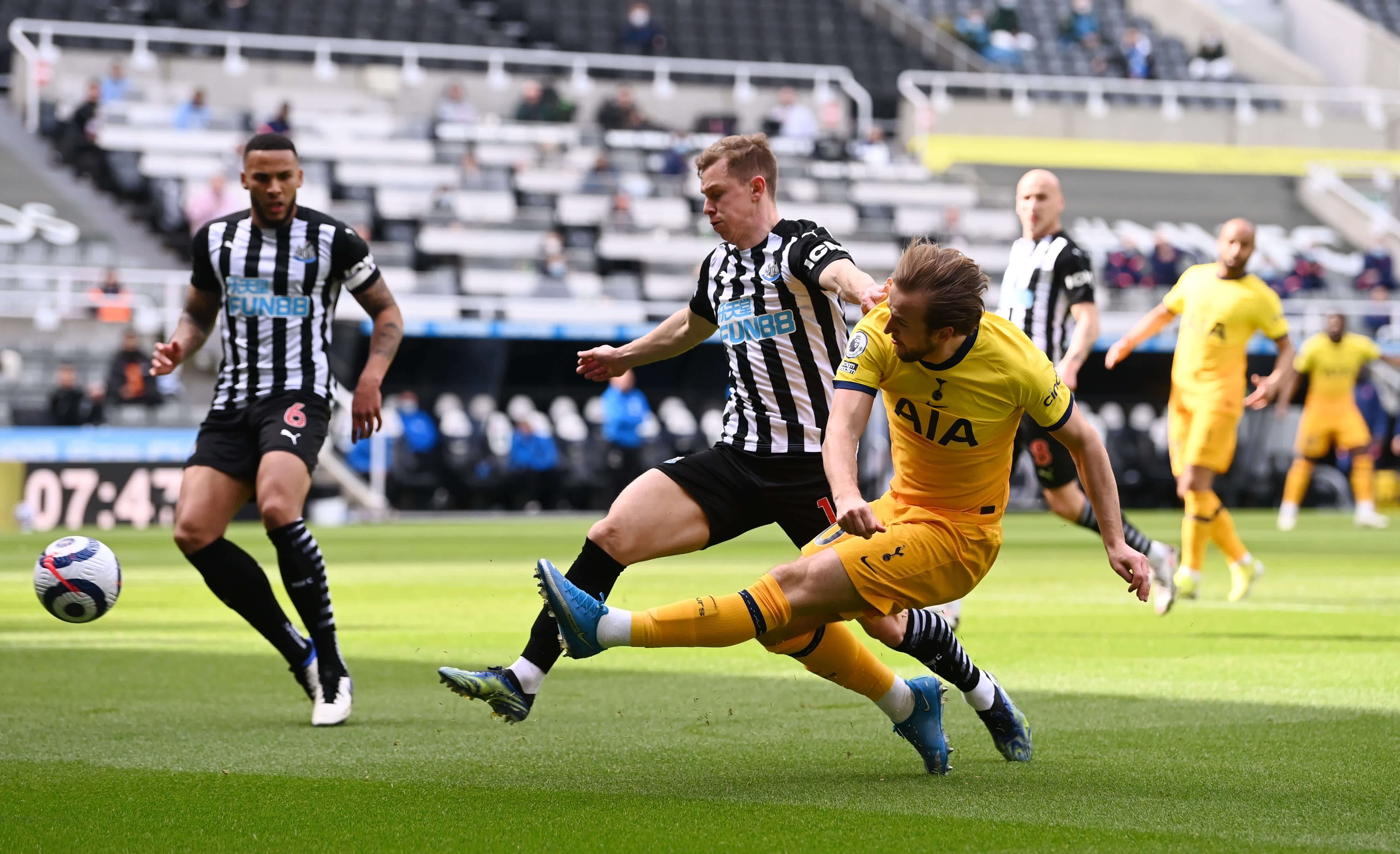 首先是他对 首先是他对